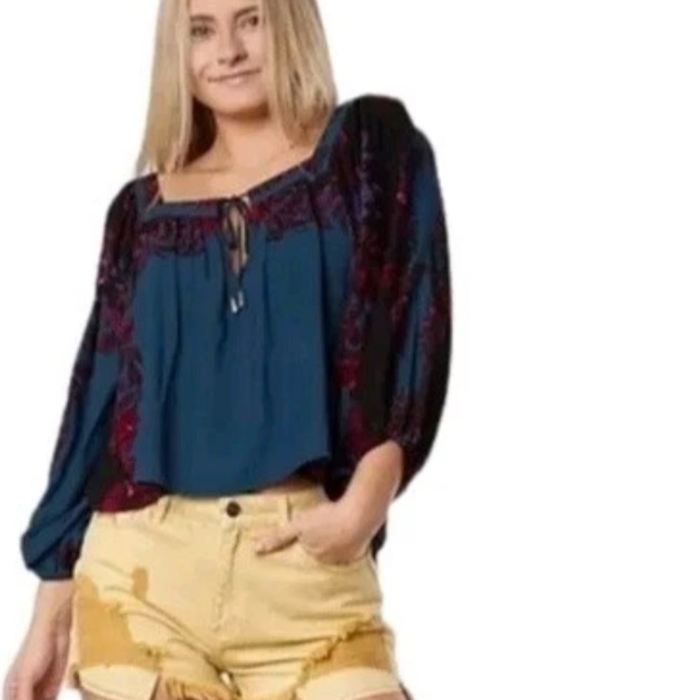 0160. New Free People Wild Memories Floral Blouse Size Medium Boho Peasan